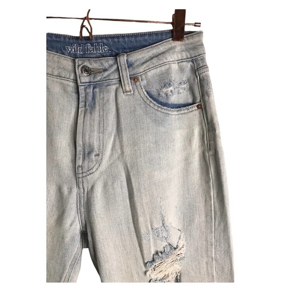 Wild Fable | High Rise Mom Jeans Light Wash Distressed Fringe Denim Jeans - Picture 3 of 9
